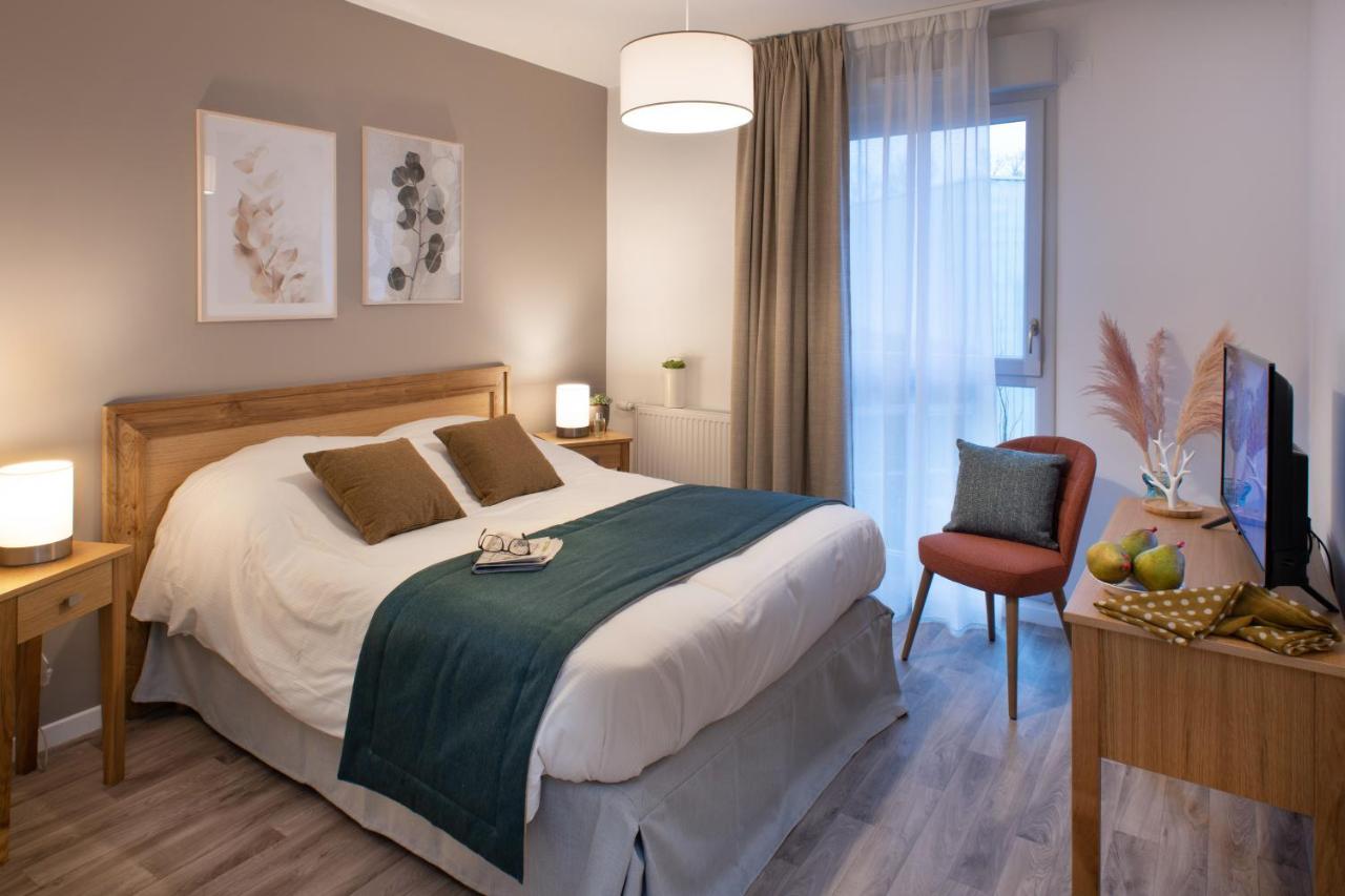 Domitys Les Cerneaux Aparthotel Hazebrouck Exterior photo