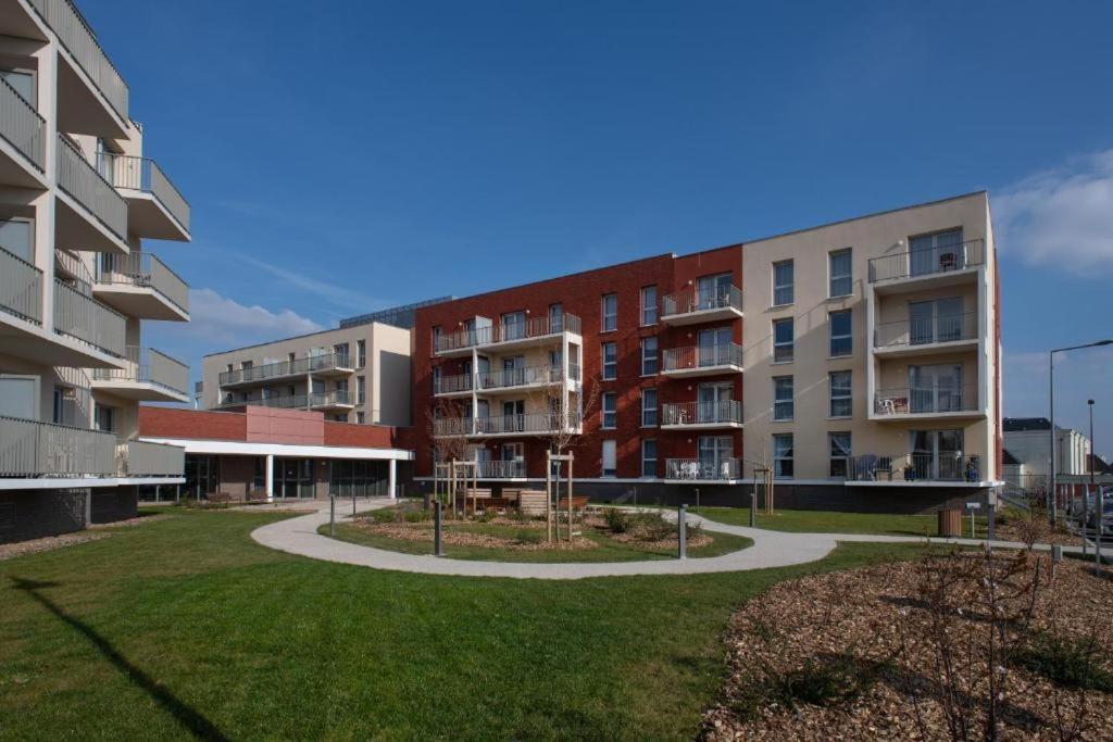 Domitys Les Cerneaux Aparthotel Hazebrouck Exterior photo